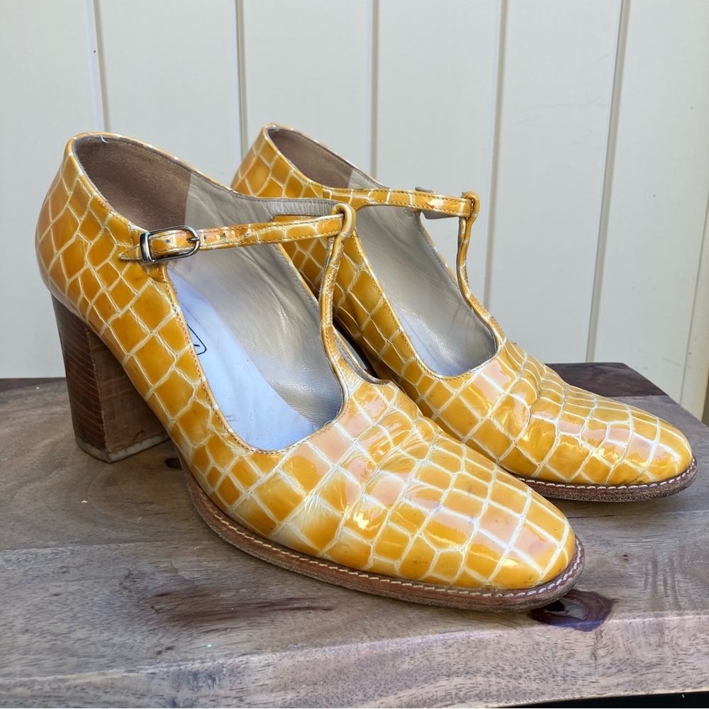 Bruno & Joel mary jane heels yellow sz 38 twee whimsical